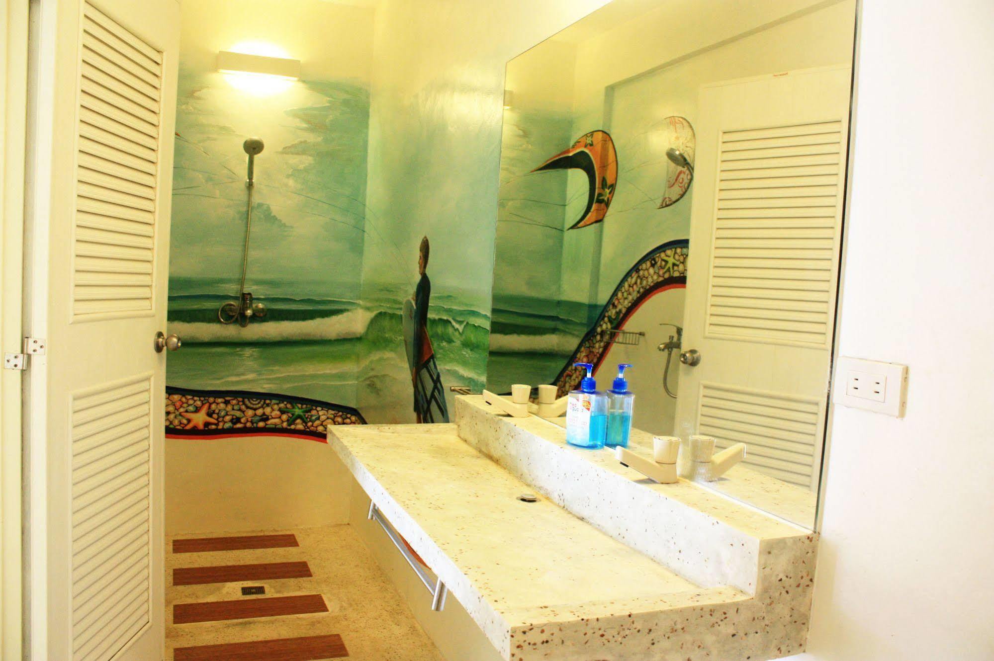 Mangoriders Beach Club Caticlan Esterno foto