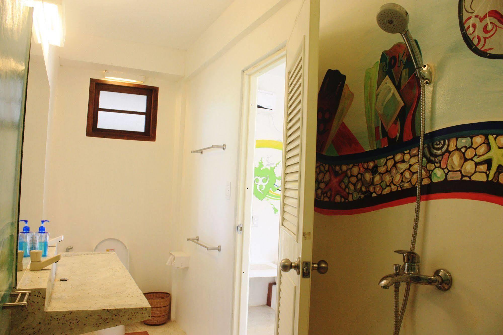 Mangoriders Beach Club Caticlan Esterno foto