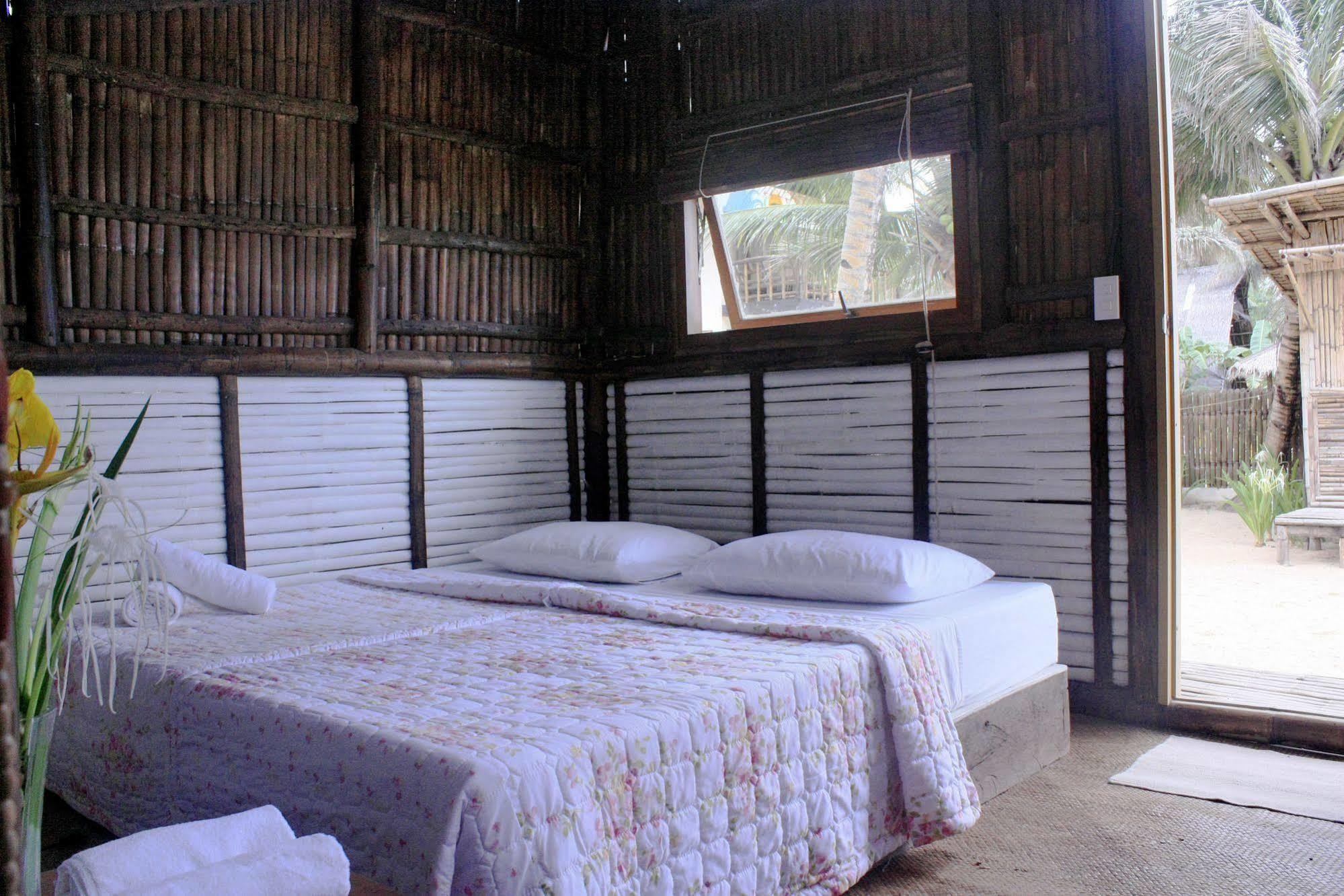 Mangoriders Beach Club Caticlan Esterno foto